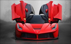 Der LaFerrari ist der erste Ferrari in Serienproduktion, der mit dem aus dem Formel 1 stammenden Hybridsystem ausgestattet ist. Das Fahrzeug wird nur 499 Mal hergestellt. Bild: www.ferrari.com