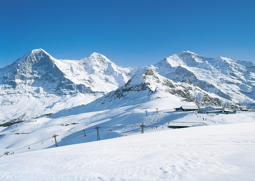 Jungfraubahn: Besuchermagnet Jungfraujoch lockte 2016 über 900‘000 Besucher an – Harziger Start in die Wintersaison 16/17