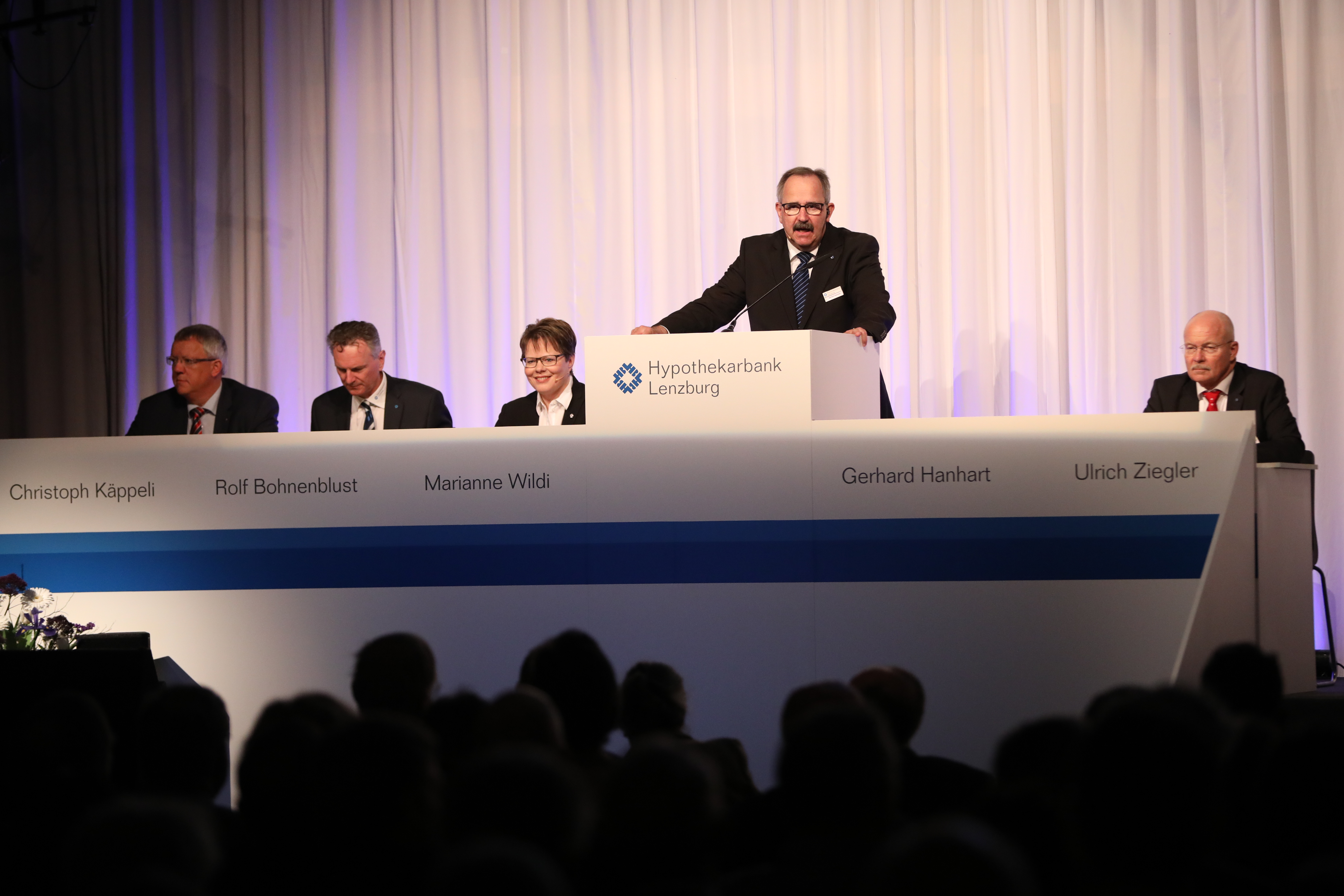 Hypothekarbank Lenzburg: 1’100 Aktionäre blicken an der 148. GV auf ein erfolgreiches Geschäftsjahr zurück – Innovationen im Fokus