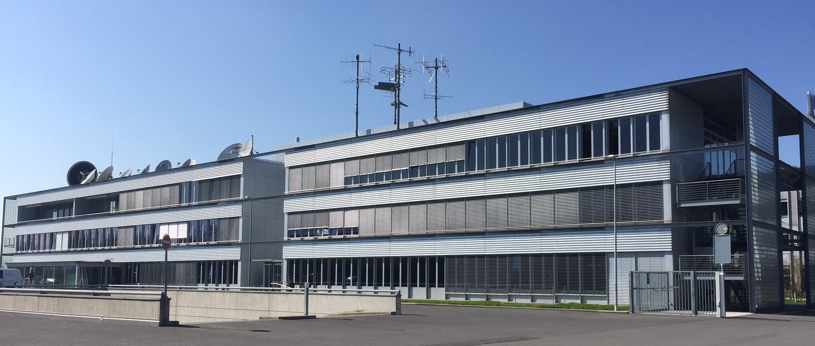 WWZ: Zuger Versorger mit Rekordergebnis in schwierigem Umfeld, 125 CHF Jubiläumsdividende plus ordentliche Dividende von 330 CHF