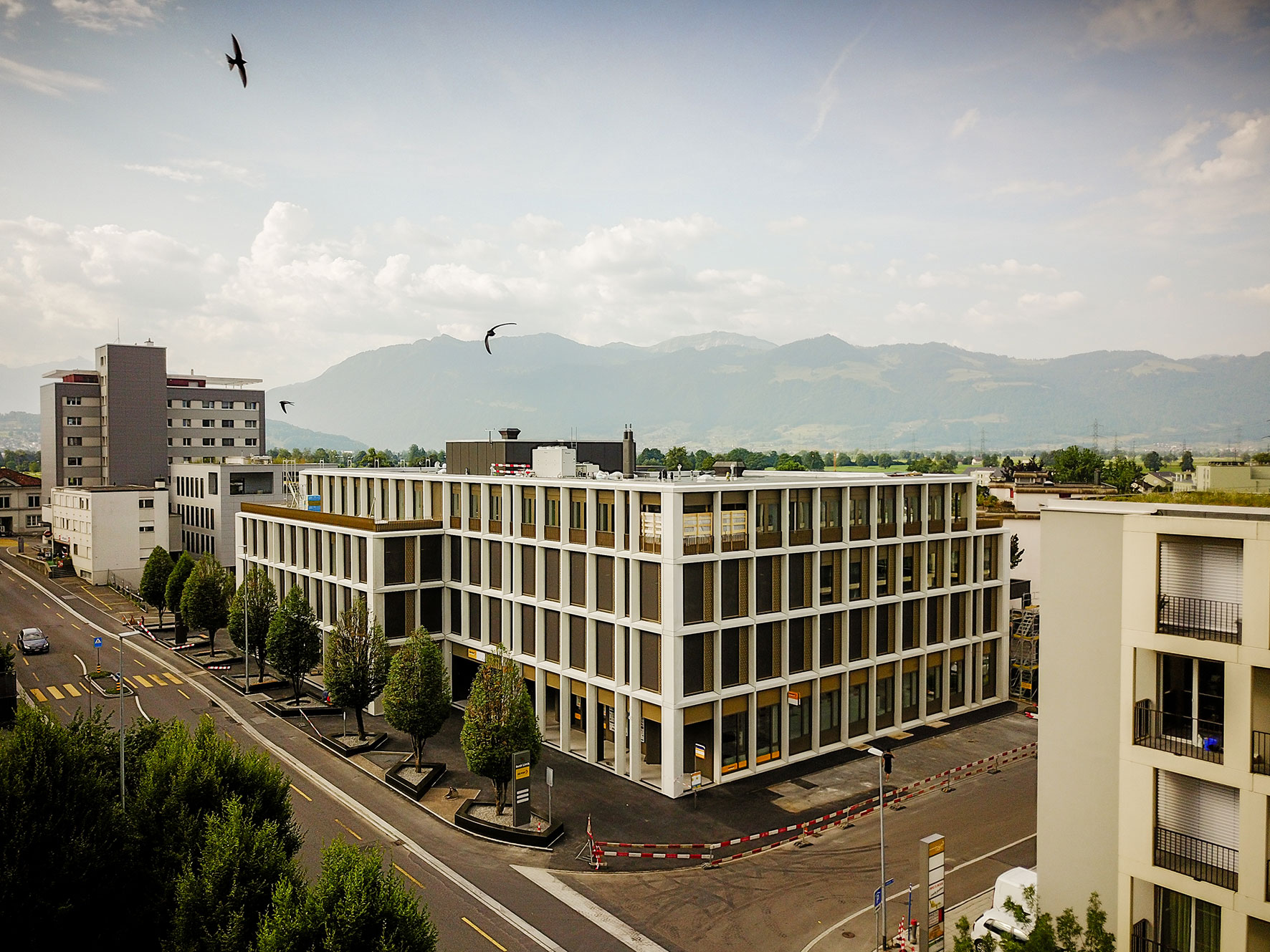 Bank Linth: Investitionen beginnen sich auszuzahlen Bank Linth Hauptsitz Uznach