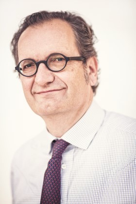 Walter Oberhänsli, CEO Zur Rose Group: „Unsere Tätigkeit braucht ein ganz anderes Know-how als der Konsumgüter- und Nahrungsmittel-Einzelhandel.“ Walter Oberhaensli