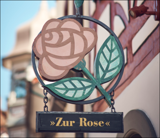 Zur Rose: Finanzziele nach Gewinnwarnung des grössten Konkurrenten erhöht