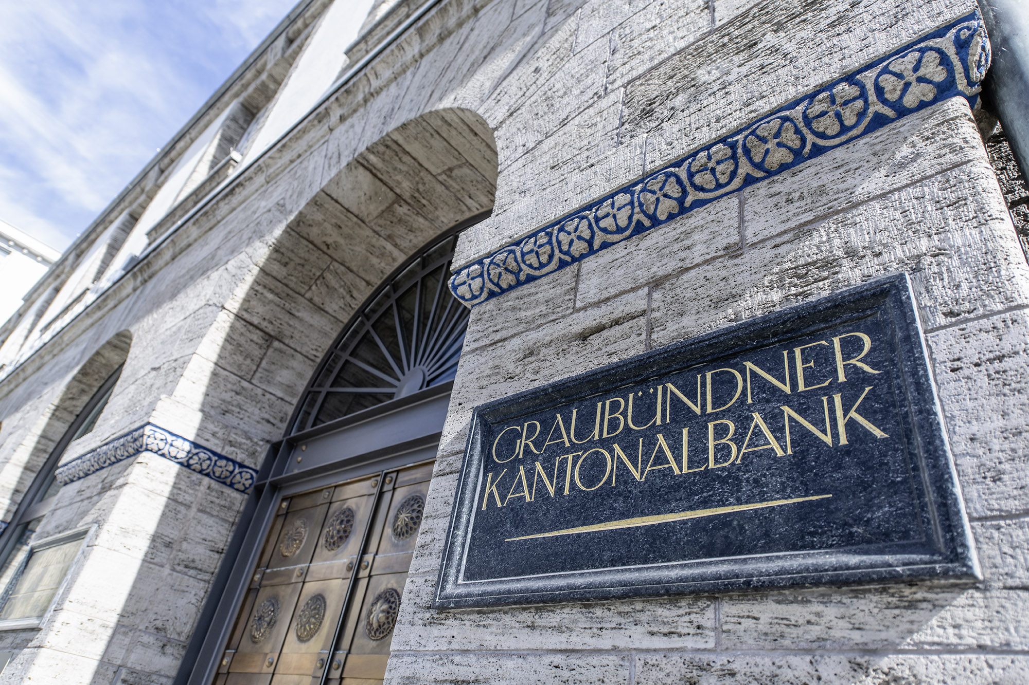 Graubündner Kantonalbank (GKB): Rekordergebnis und Sonderdividende zum Jubiläum