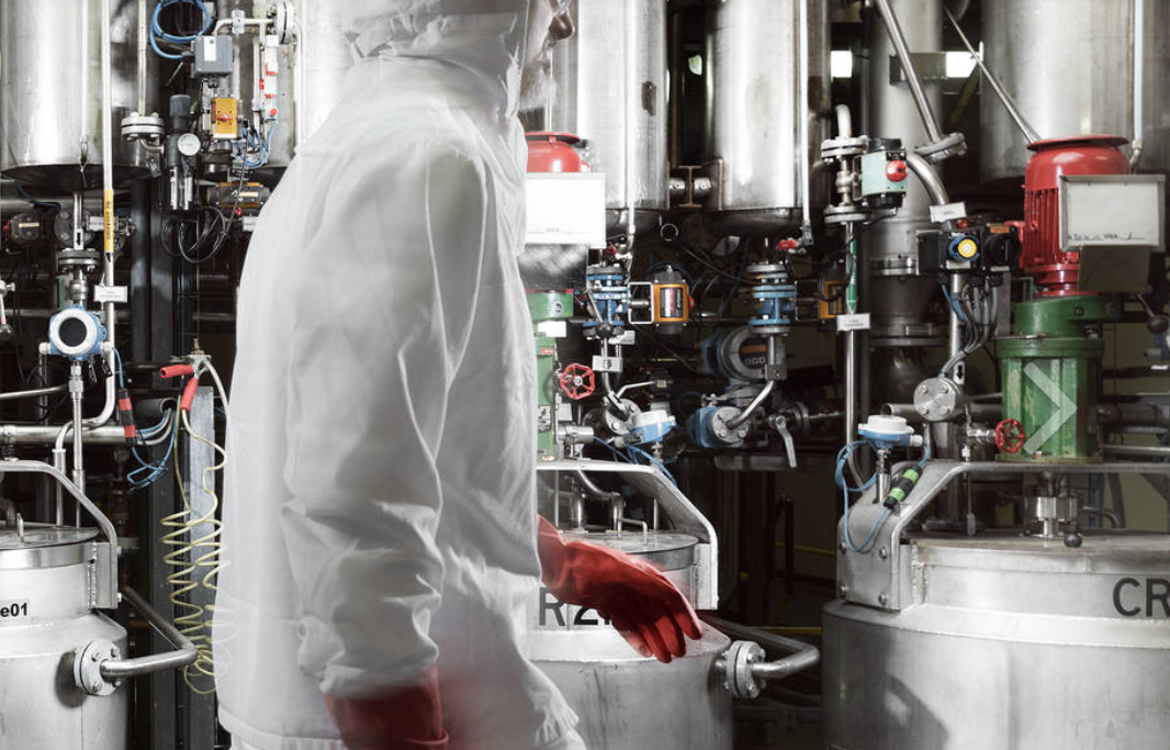 SSE Holding: Sprengstoff- und Feinchemiehersteller mit bestem Halbjahresresultat seit fünf Jahren