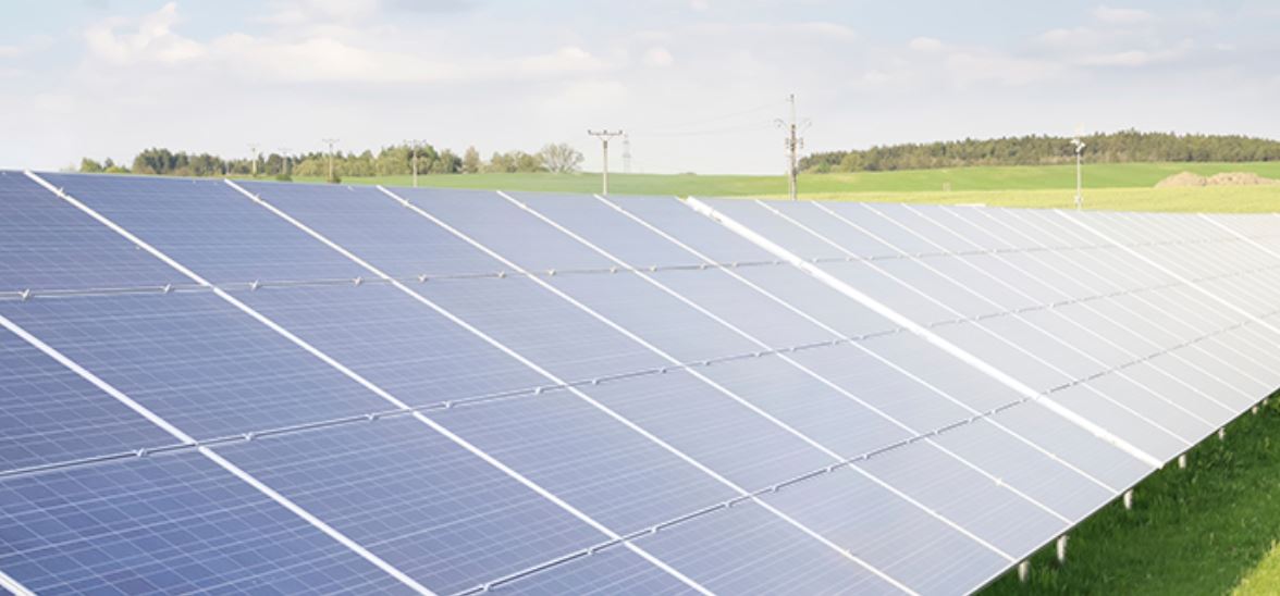 Aventron: 45 PV-Anlagen für Autobahnraststätten