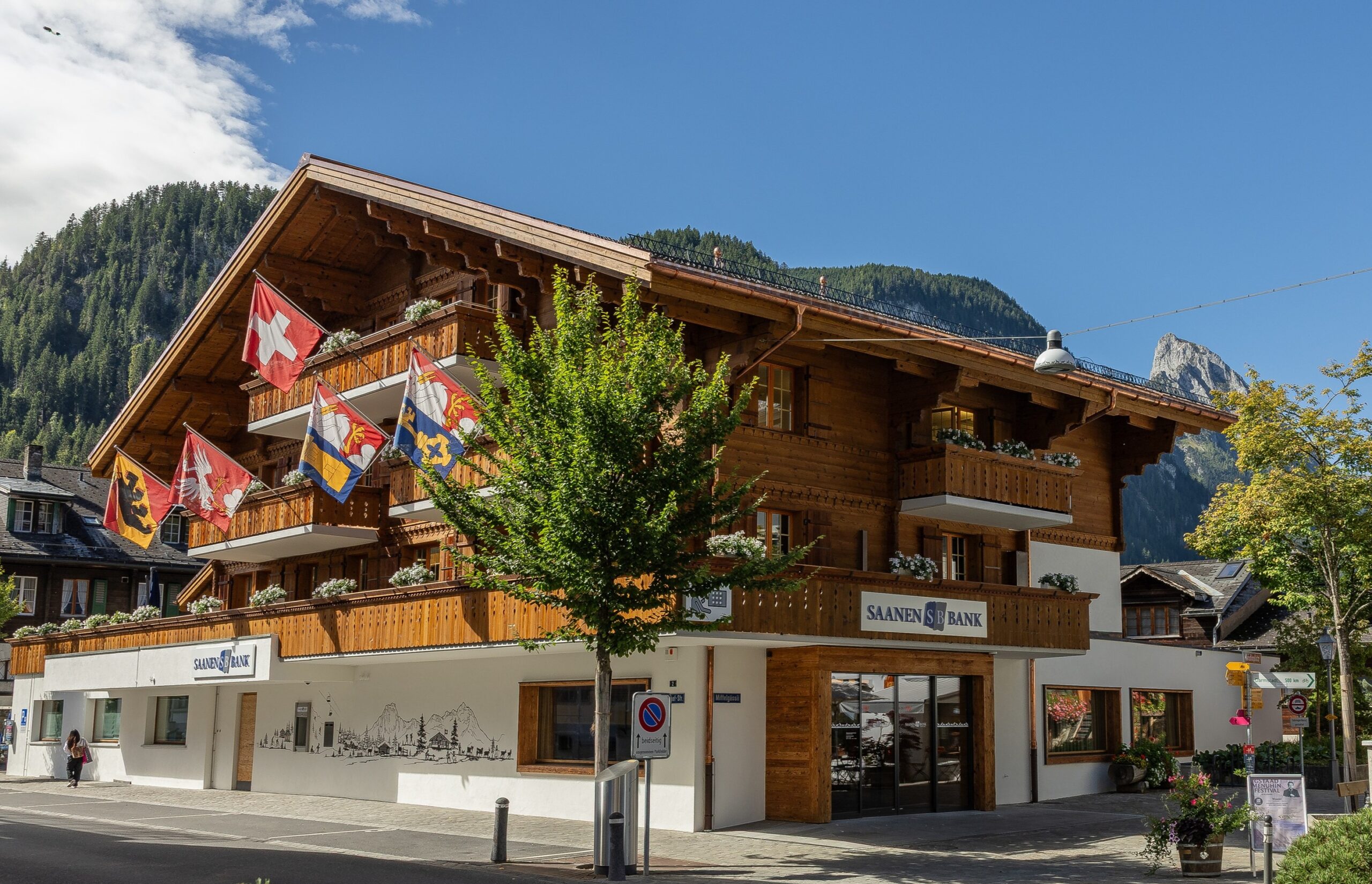 Saanen Bank: Bilanzsumme überschreitet 2025 erstmals die 2 Mia.-CHF-Marke