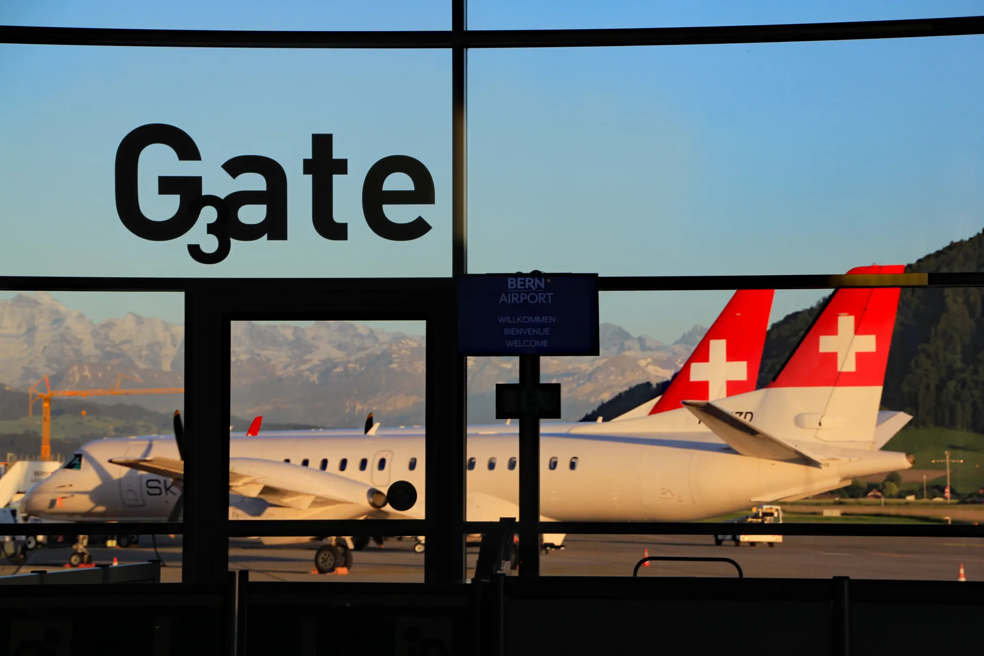 Flughafen Bern: Viertes Gewinnjahr, neuer Südanflug und das Grossprojekt BelpmoosSolar